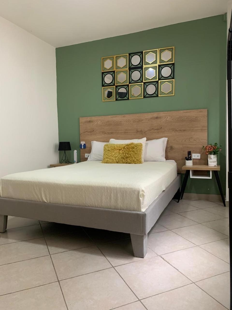 Suite #3 close Aeropuerto&Mall del sol Guayaquil Exterior foto